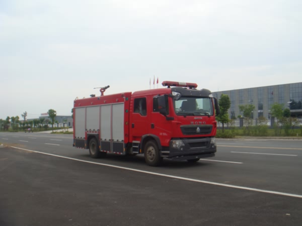 国五重汽t5g泡沫消防车(5吨)